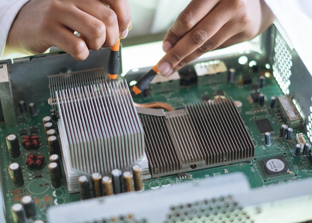 Teknik Servis,Kurumsal Bakım Anlaşmaları,Network Kurulumu,Web Sitesi Kurulum ve Bakım,Elektronik Güvenlik Sistemleri,IP Kameralar,Alarm Sistemleri Kurulumu,İnternet Kafe Sistem Kurulumu,Bilgisayar,Cep Telefon,Tablet,LCD Ekran ,LED Televizyon,HSC Elektronik
        Tamiri ve bakımı