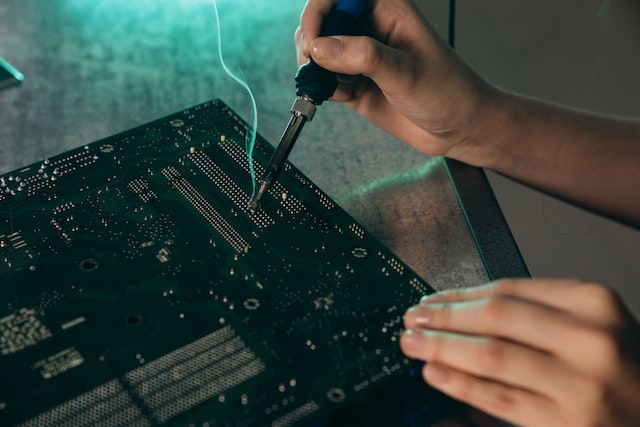 Teknik Servis,Kurumsal Bakım Anlaşmaları,Network Kurulumu,Web Sitesi Kurulum ve Bakım,Elektronik Güvenlik Sistemleri,IP Kameralar,Alarm Sistemleri Kurulumu,İnternet Kafe Sistem Kurulumu,Bilgisayar,Cep Telefon,Tablet,LCD Ekran ,LED Televizyon,HSC Elektronik
        Tamiri ve bakımımages